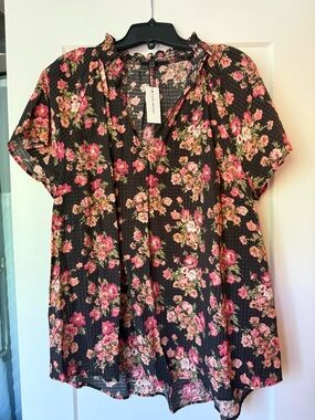 Lane Bryant Floral Top NWT Size 14/16